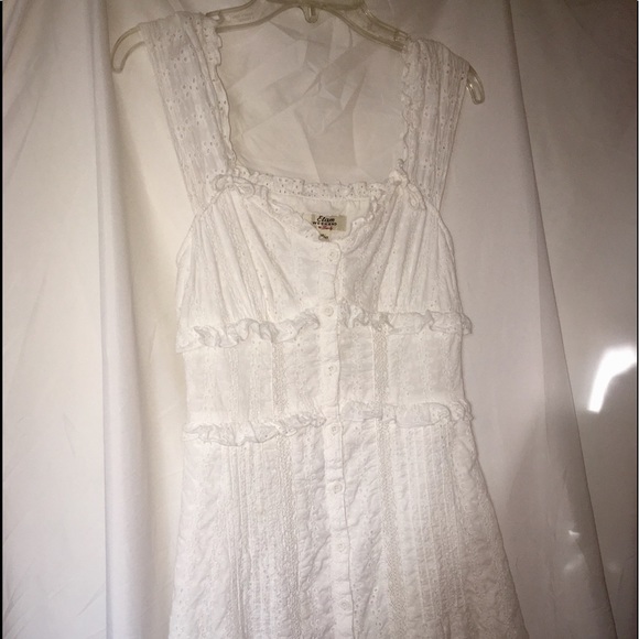 Super Cute White Lace Summer Dress - Picture 1 of 8